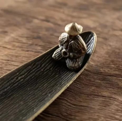 Japanese-Style Boat Incense Holder